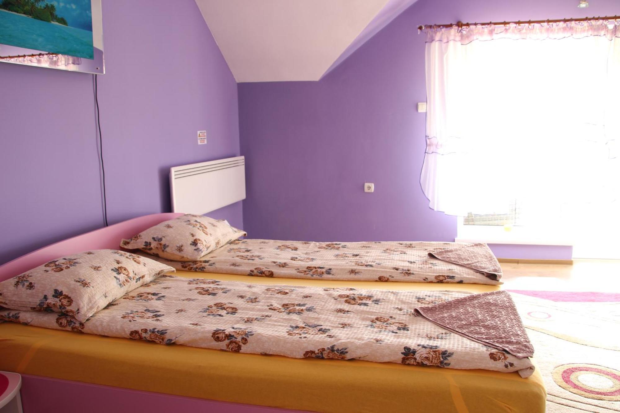 Szasz&Szasz Panzio Bed and Breakfast Gheorgheni  Exteriör bild